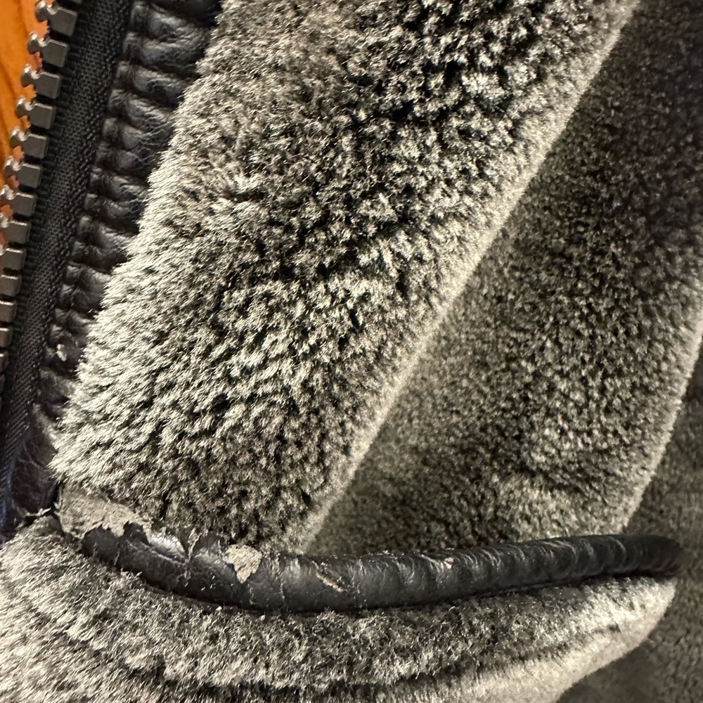 Calvin Klein Men’s black Faux leather faux fur grey jacket size Medium - Picture 4 of 15